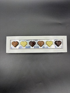 Coeurs croquants chocolat au lait, noir et blanc